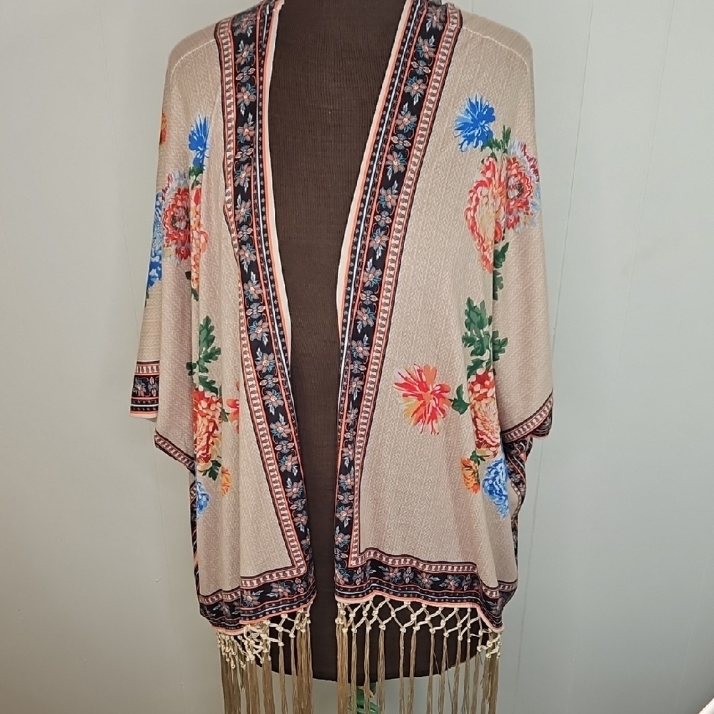 Flying Tomato Kimono Fringed Jacket  Size 1X/2X  Floral Duster